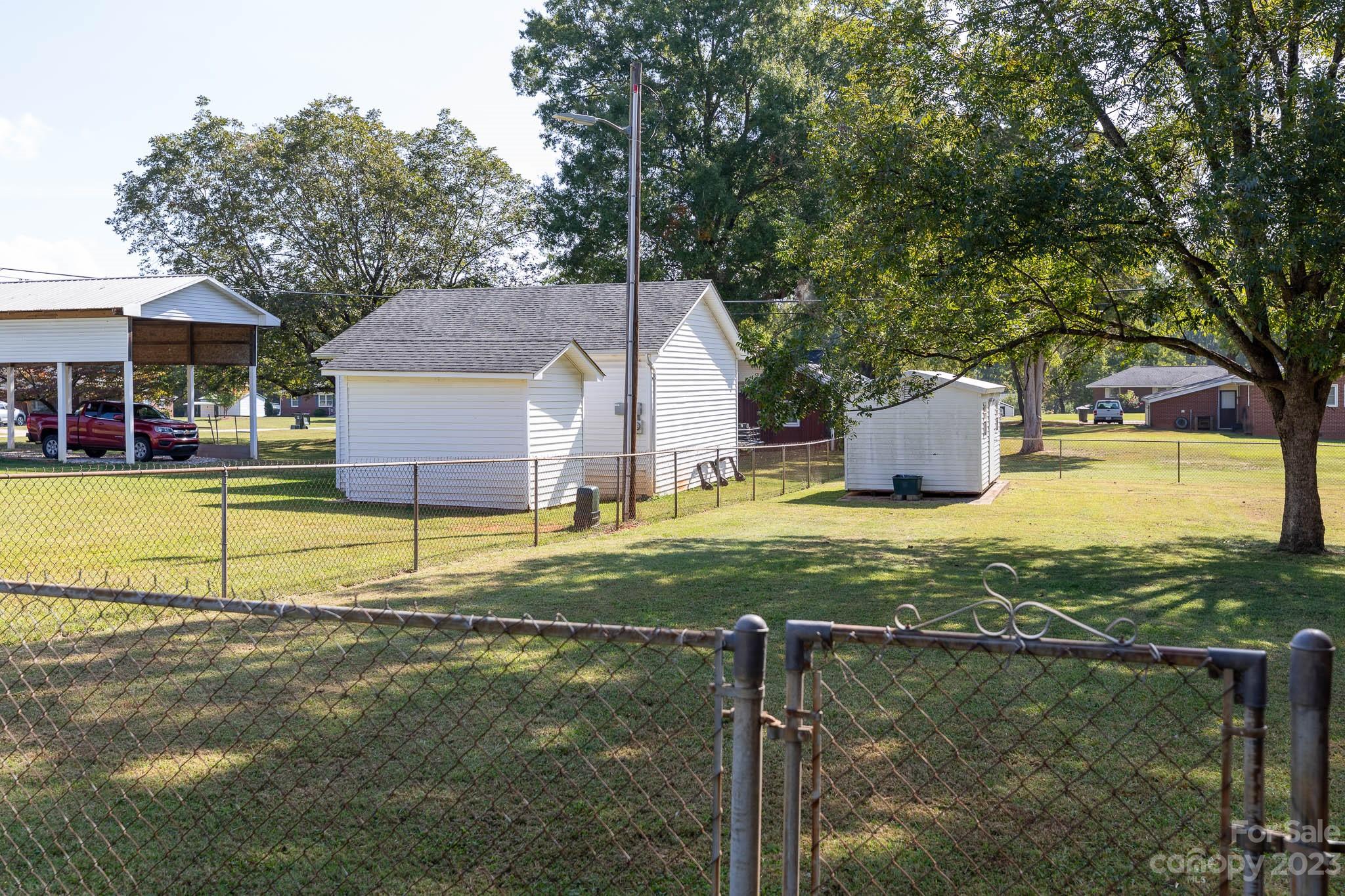 316 Lincoln Road York, SC 29745 - Photo 28 of 33 Gallery Image 28
