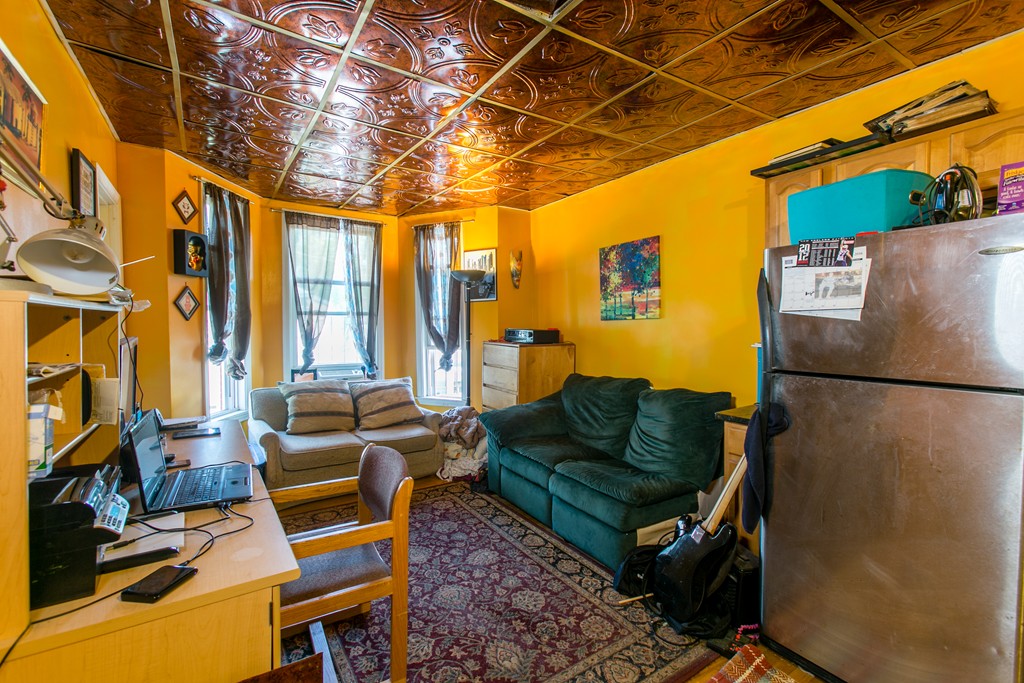 26 Pinckney Street, Unit 3 Somerville, MA 02145 - Photo 2 of 7