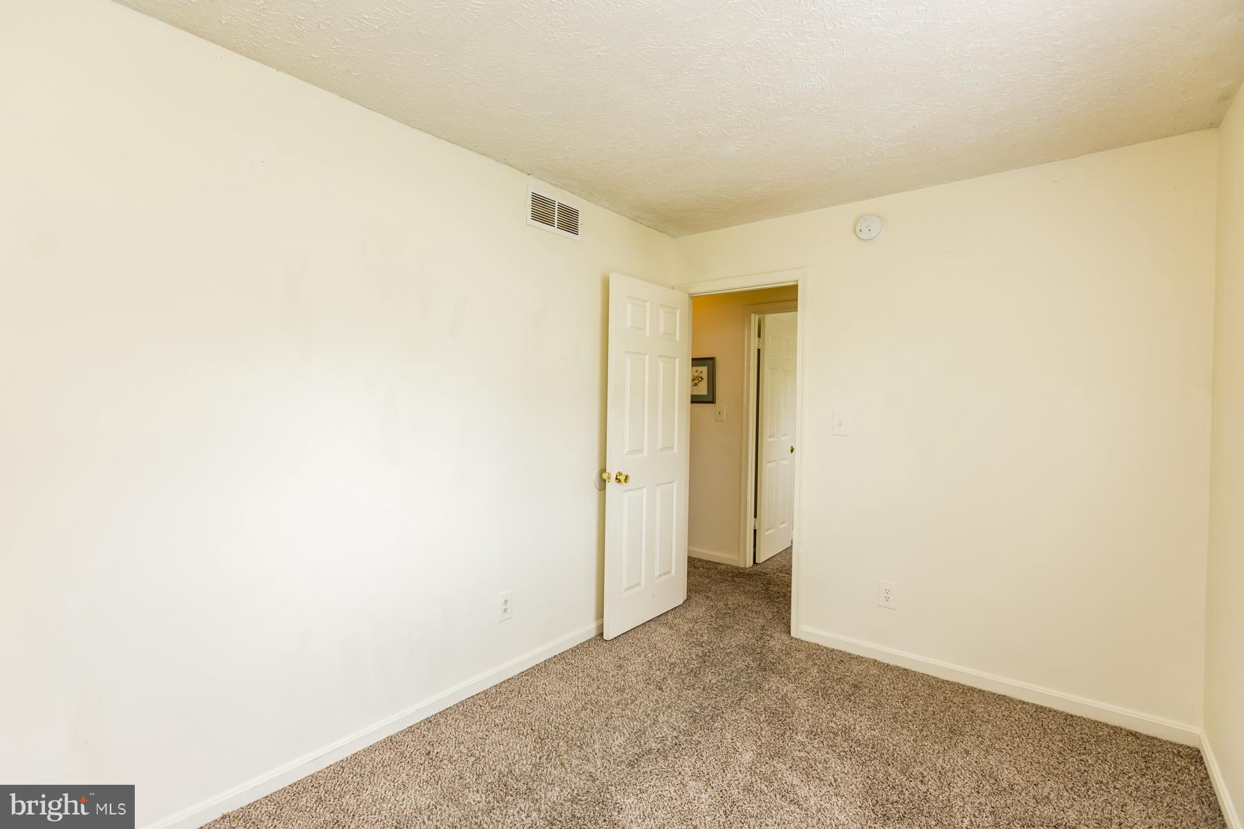 502 Dorchester Road Baltimore, MD 21228 - Photo 21 of 29 Bedroom