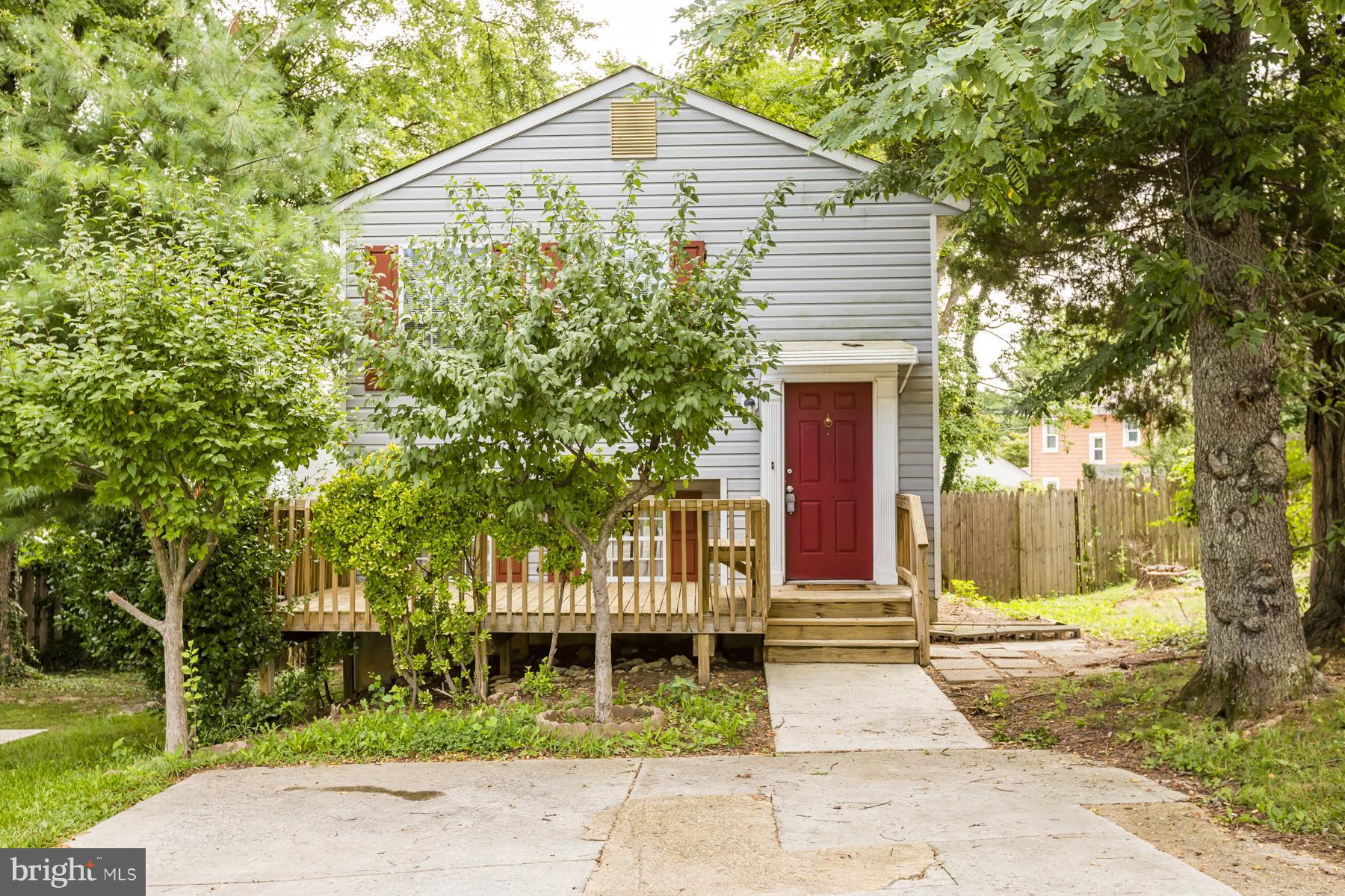 502 Dorchester Road Baltimore, MD 21228 - Photo 29 of 29 Exterior (Front)