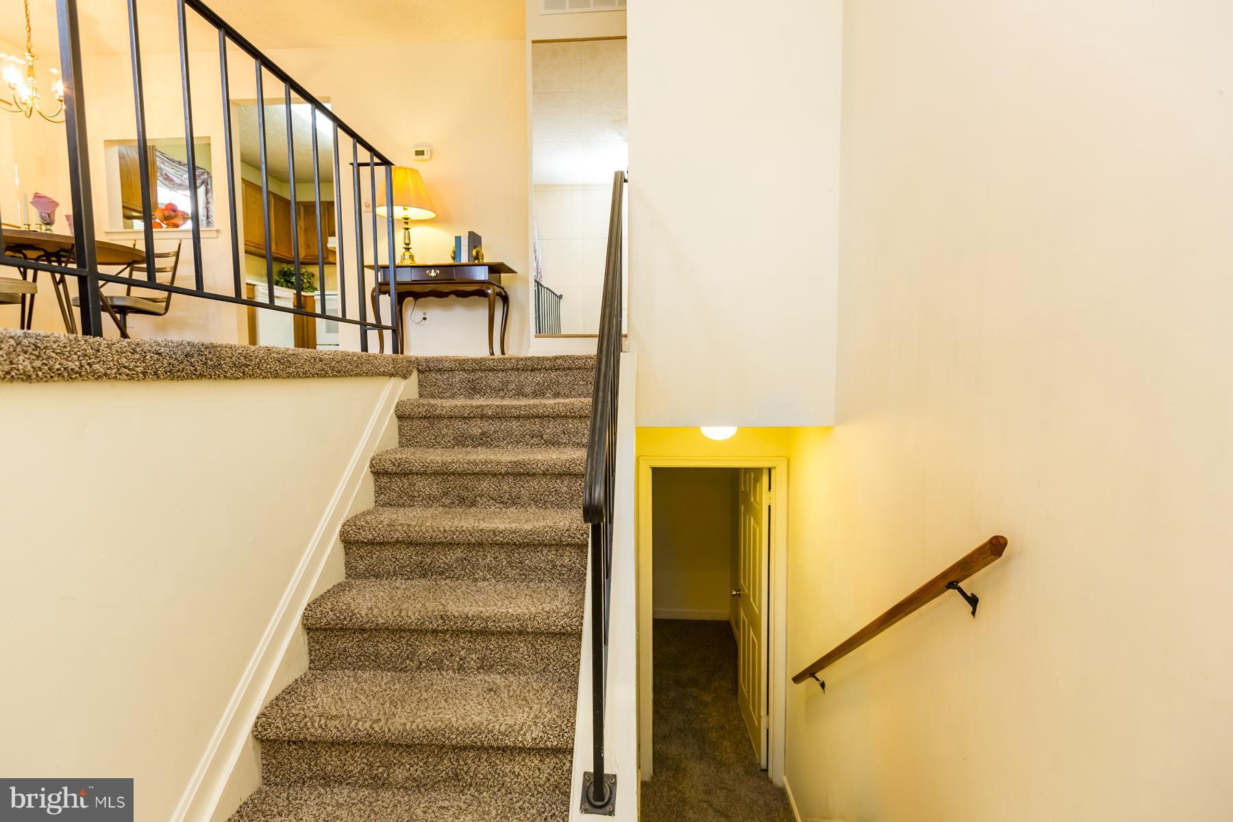 502 Dorchester Road Baltimore, MD 21228 - Photo 7 of 29 Interior (General)