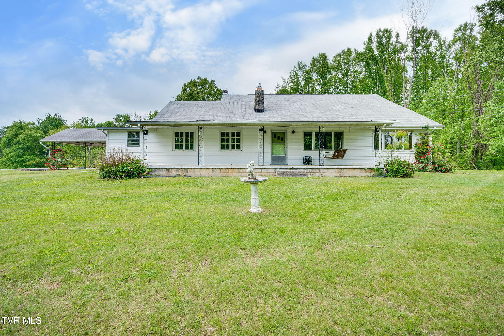 357 Webb Road Piney Flats, TN 37686 - Photo 1 of 31 001 (1)