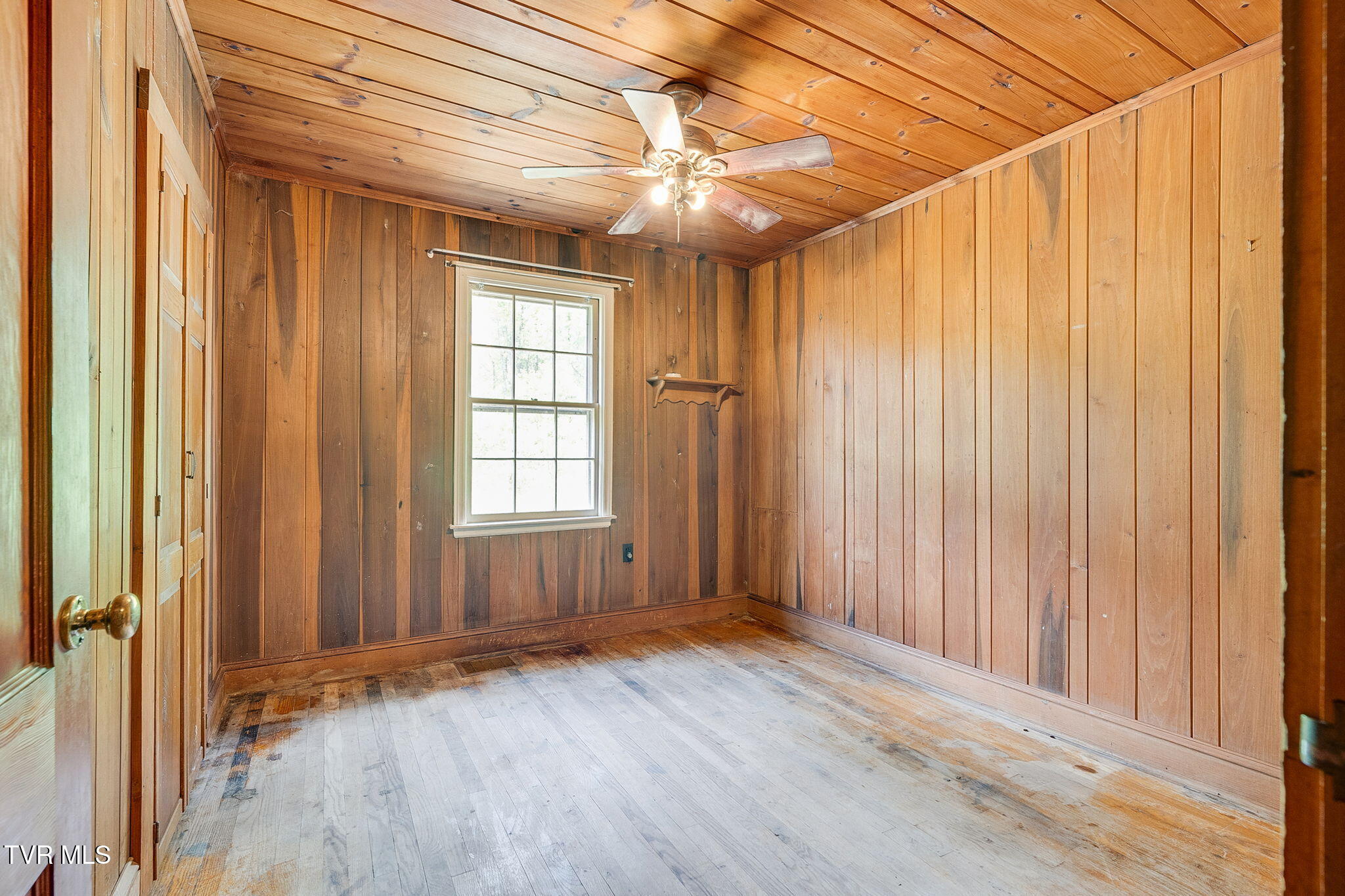 357 Webb Road Piney Flats, TN 37686 - Photo 15 of 31 017 (1)