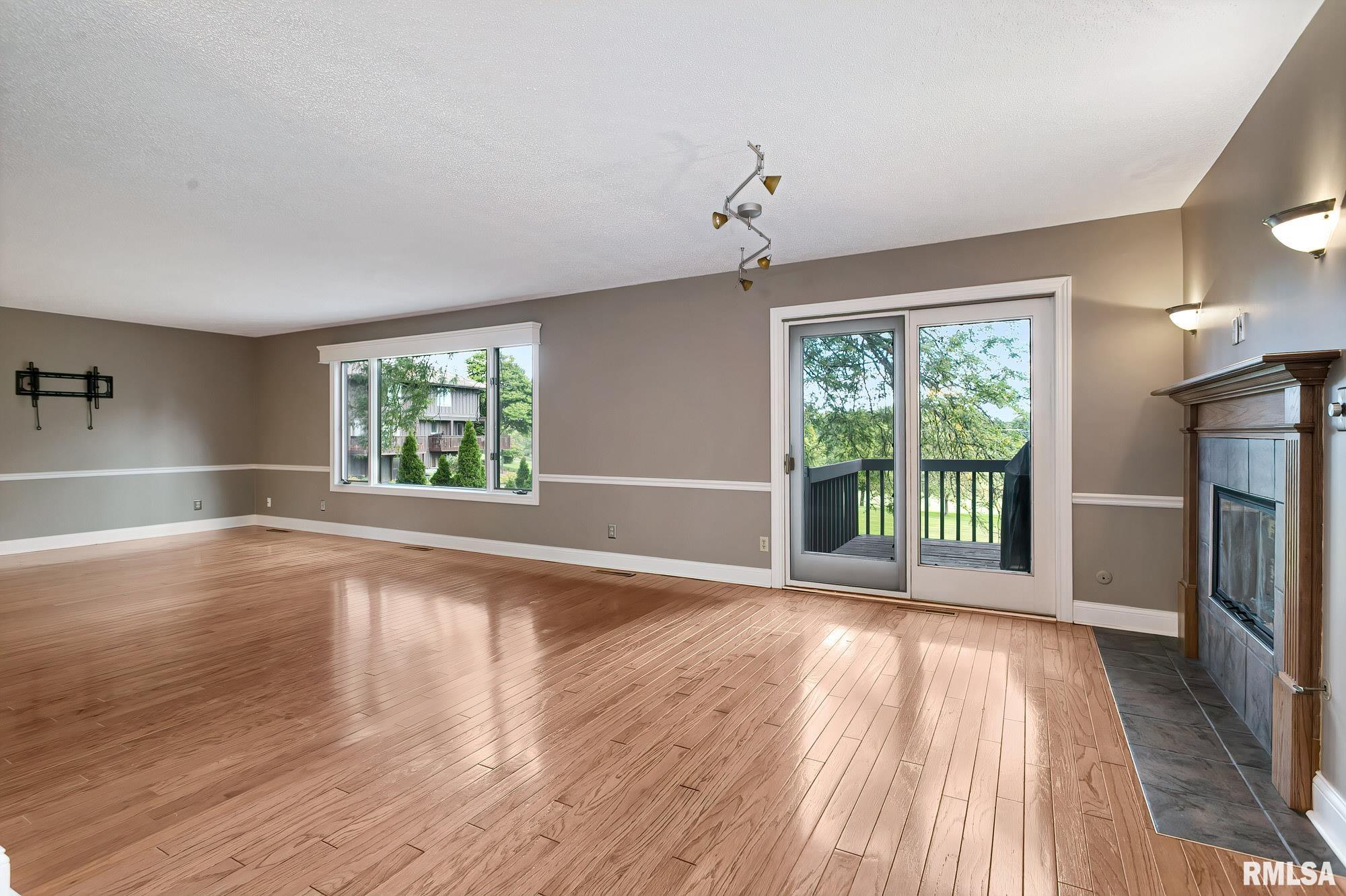 6401 Utica Ridge Road, Unit 24 Davenport, IA 52807 - Photo 14 of 46 Gallery Image 14
