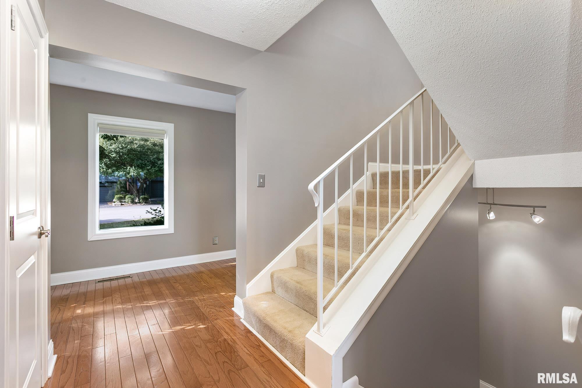6401 Utica Ridge Road, Unit 24 Davenport, IA 52807 - Photo 5 of 46 Gallery Image 5