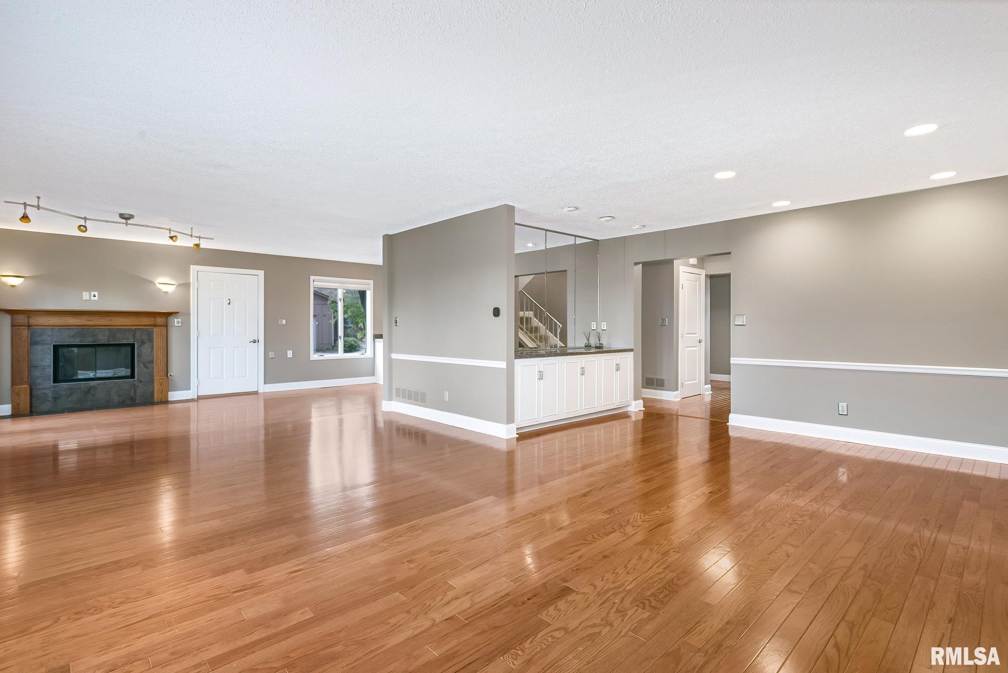 6401 Utica Ridge Road, Unit 24 Davenport, IA 52807 - Photo 10 of 46 Gallery Image 10