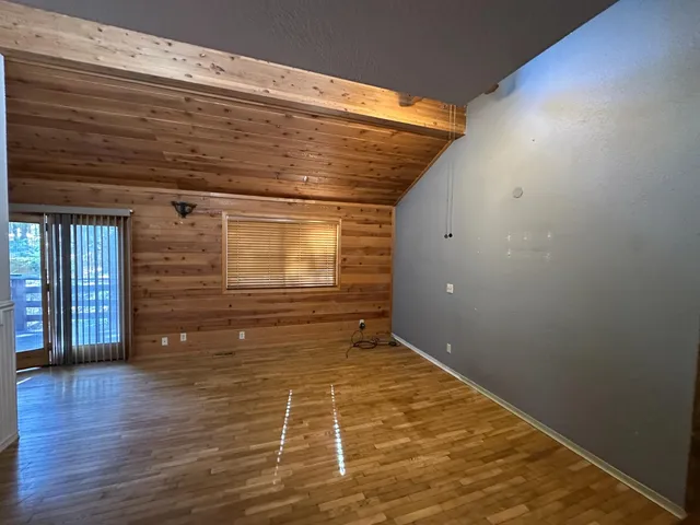 $379,900 | 878 Rheinfelder Street, Portola, CA 96122