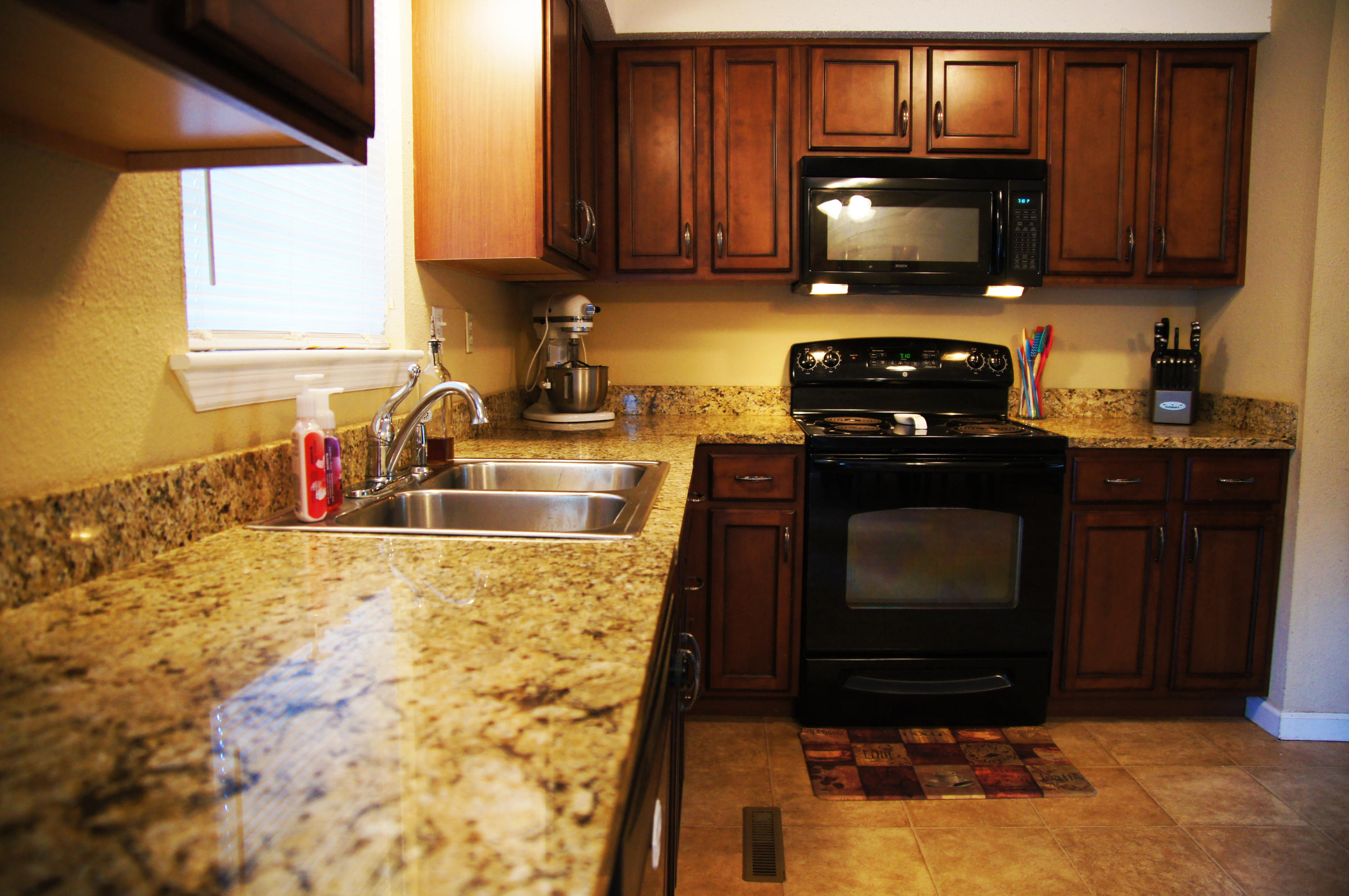 7335 Sterling Road Hixson, TN 37343 - Photo 4 of 19 Kitchen