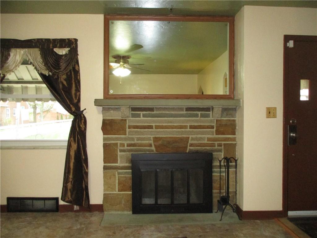 800 Wible Run Road Pittsburgh, PA 15209 - Photo 3 of 21