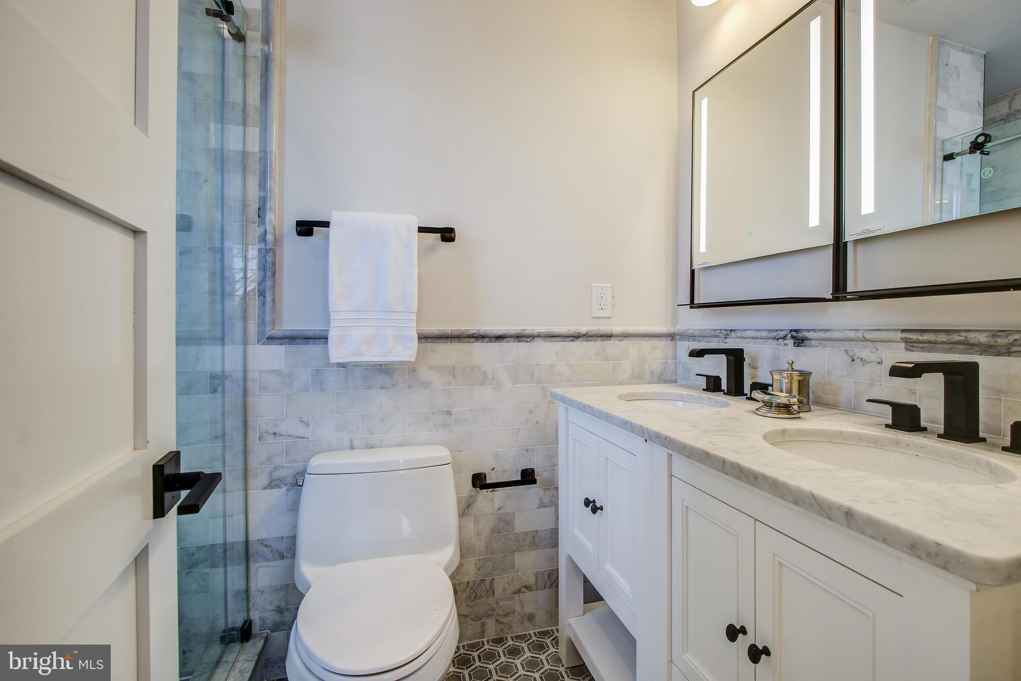 327 L Street Northeast Washington, DC 20002 - Photo 25 of 45