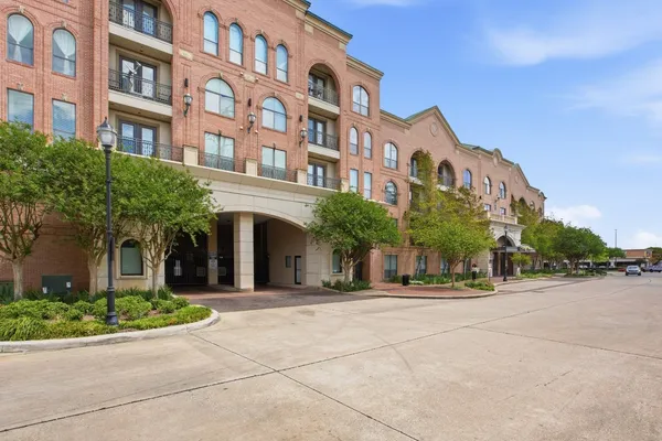$330,000 | 2299 Lone Star Drive, Unit 233, Sugar Land, TX 77479