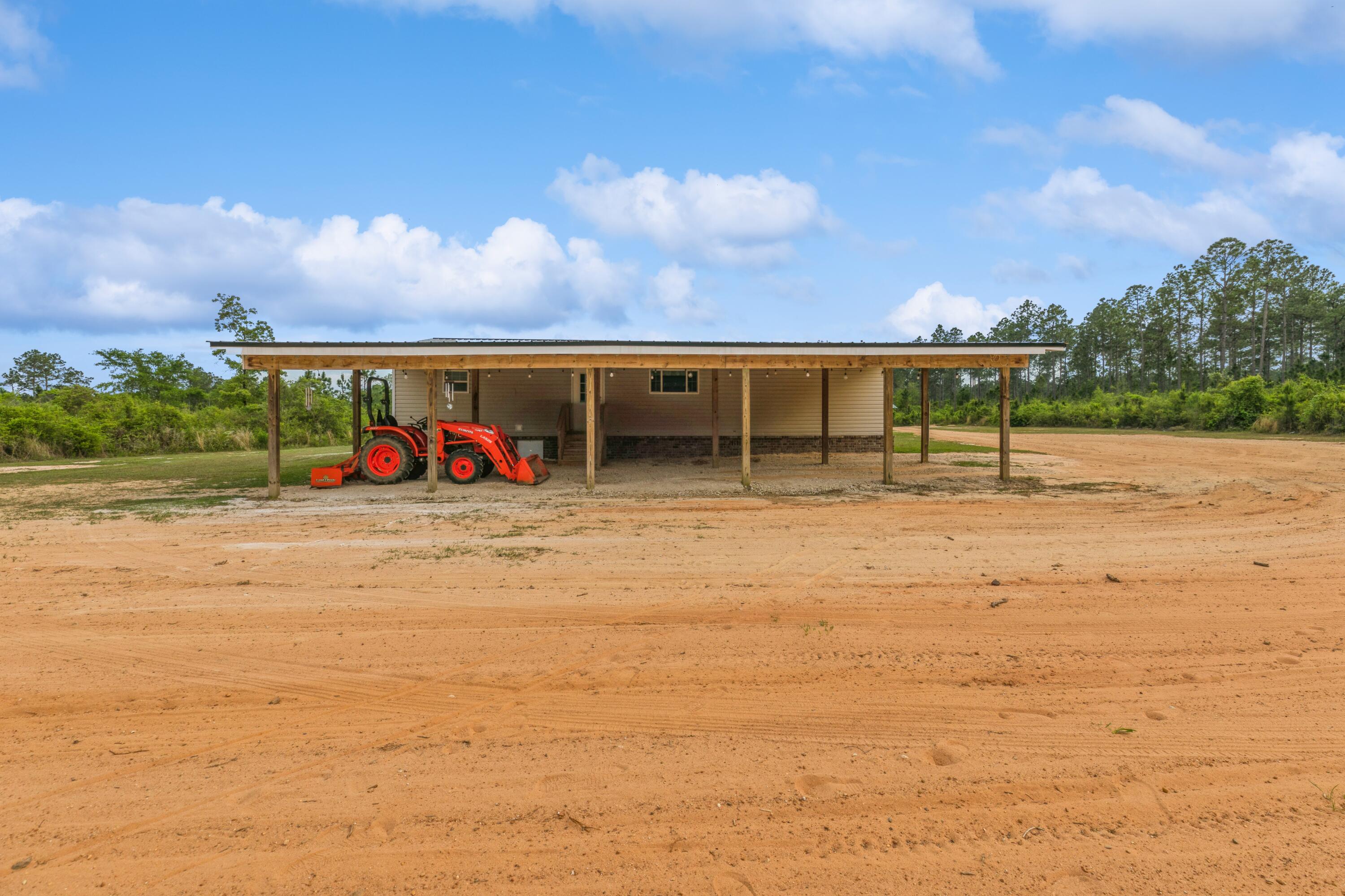 12692 Red Cloud Road Baker, FL 32531 - Photo 32 of 35 Back of house