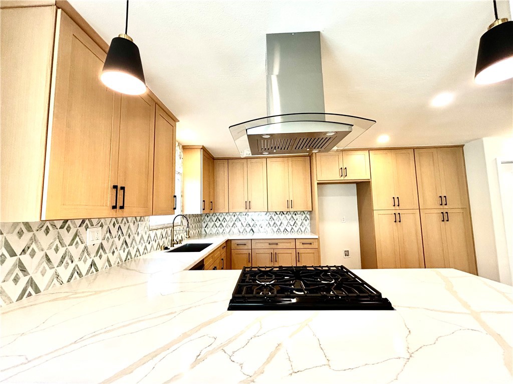 6210 Halstead Avenue, Unit A Rancho Cucamonga, CA 91701 - Photo 28 of 32 a bathroom with a bathtub and a shower