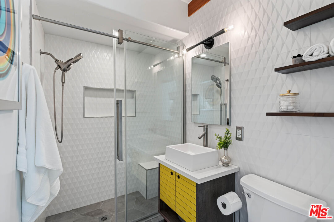 14 Stallion Road Bell Canyon, CA 91307 - Photo 12 of 41 Gallery Image 12