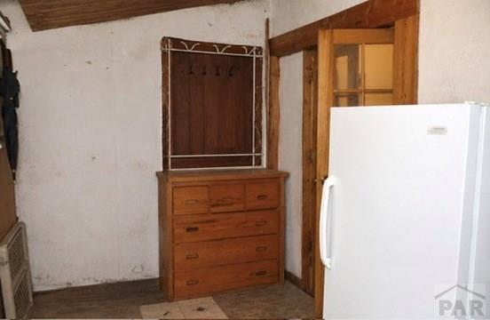 11229 County Rd JJ 5 Manzanola, CO 81058 - Photo 29 of 32 a view of walk in closet