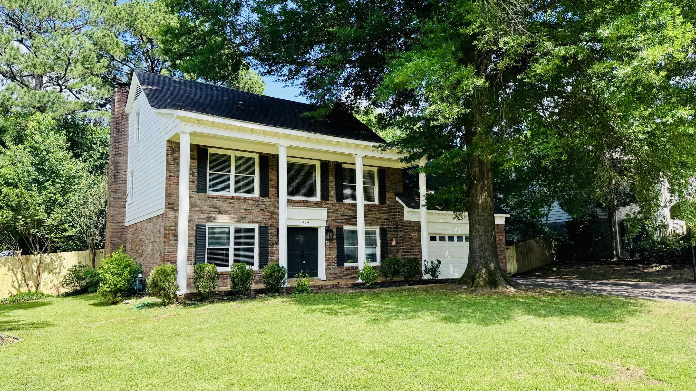 1834 Brierbrook Road Germantown, TN 38138 - Photo 1 of 19