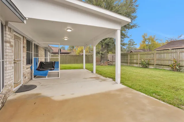 $1,700 | 16327 Green Shade Drive, Houston, TX 77090