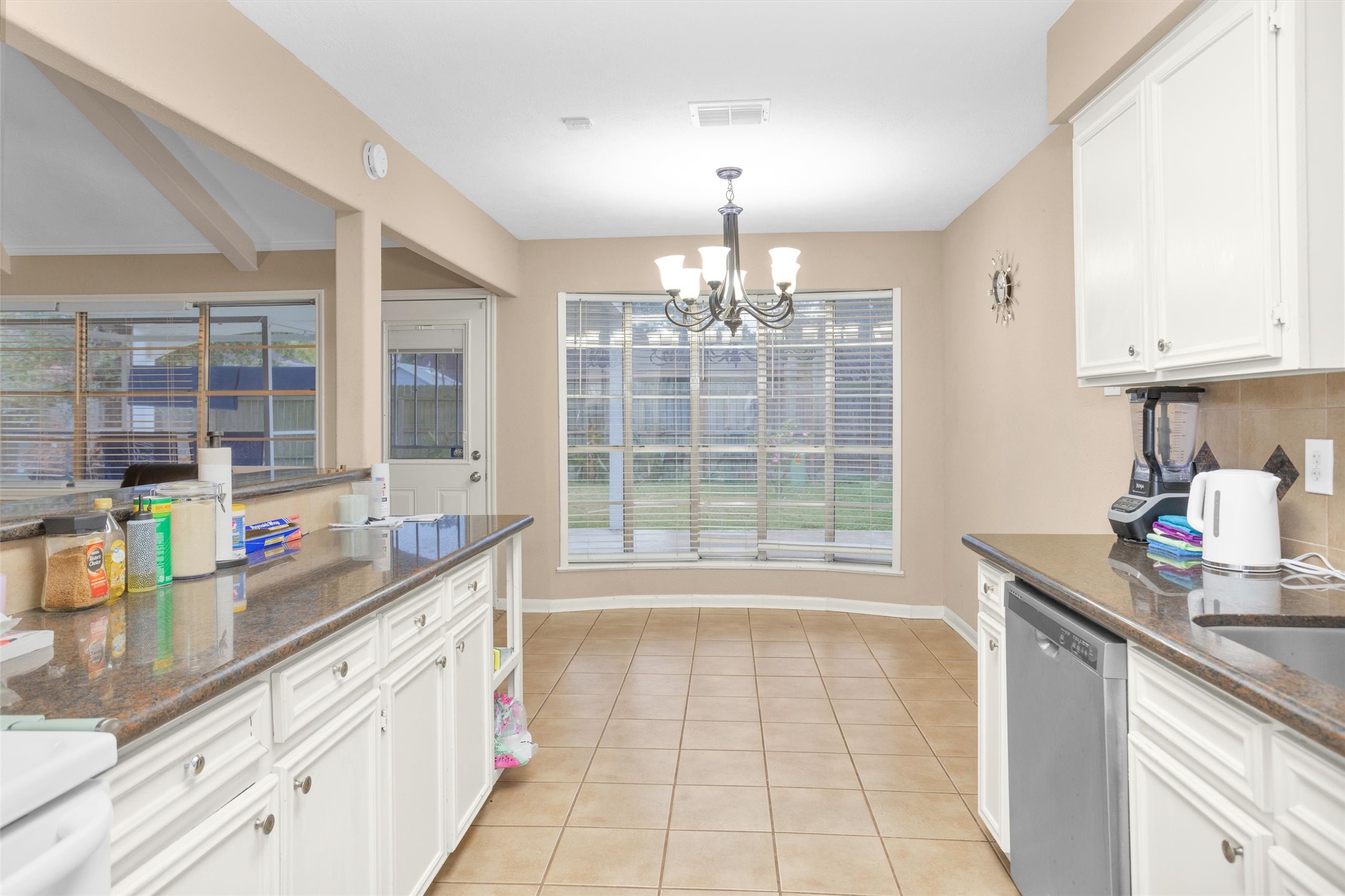 16327 Green Shade Drive Houston, TX 77090 - Photo 8 of 23