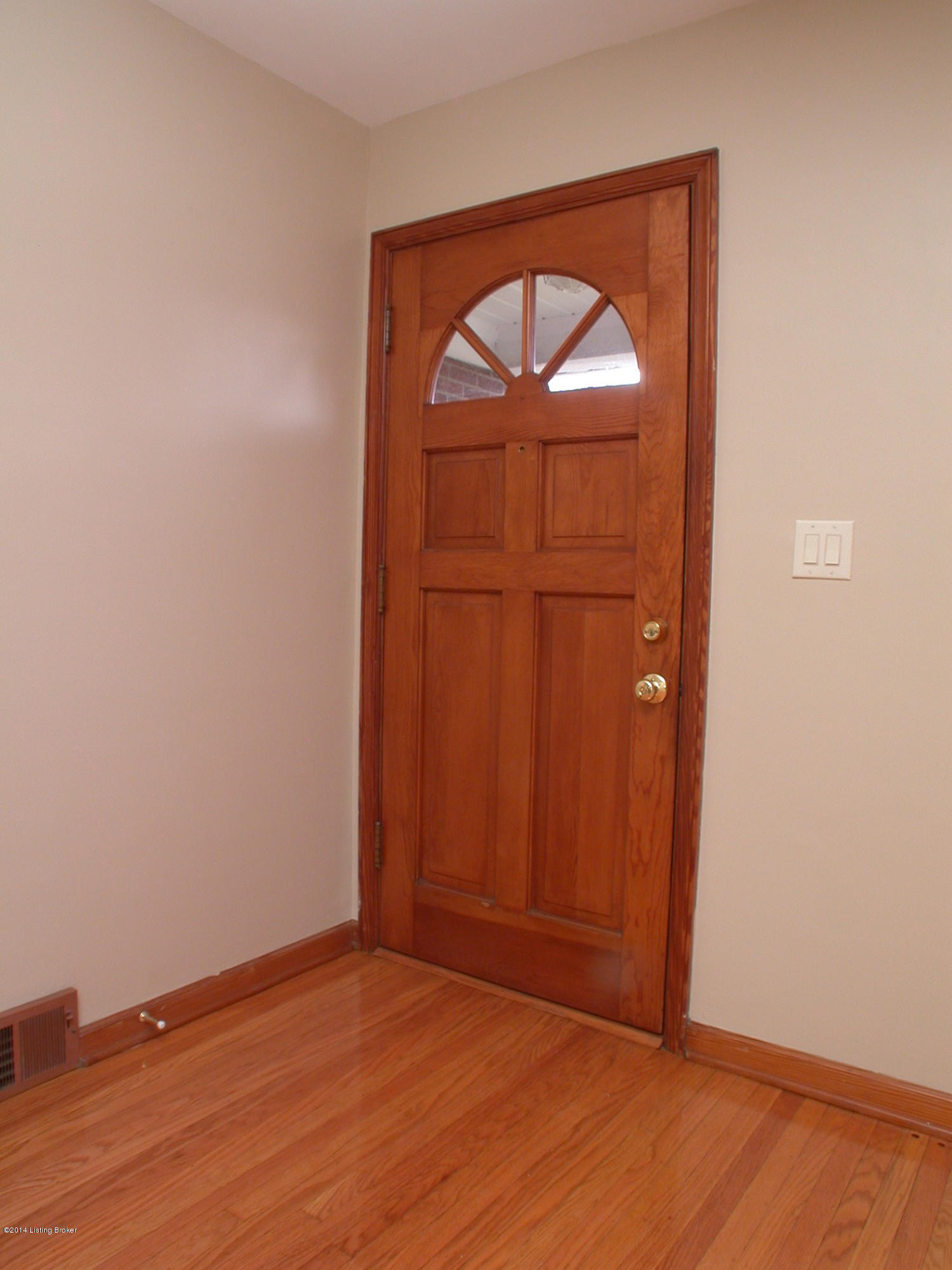 1615 Nightingale Road Louisville, KY 40213 - Photo 4 of 34 1615_N_14