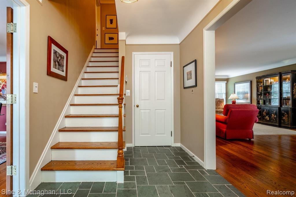 55 Shoreham Road Grosse Pointe Shores, MI 48236 - Photo 2 of 85