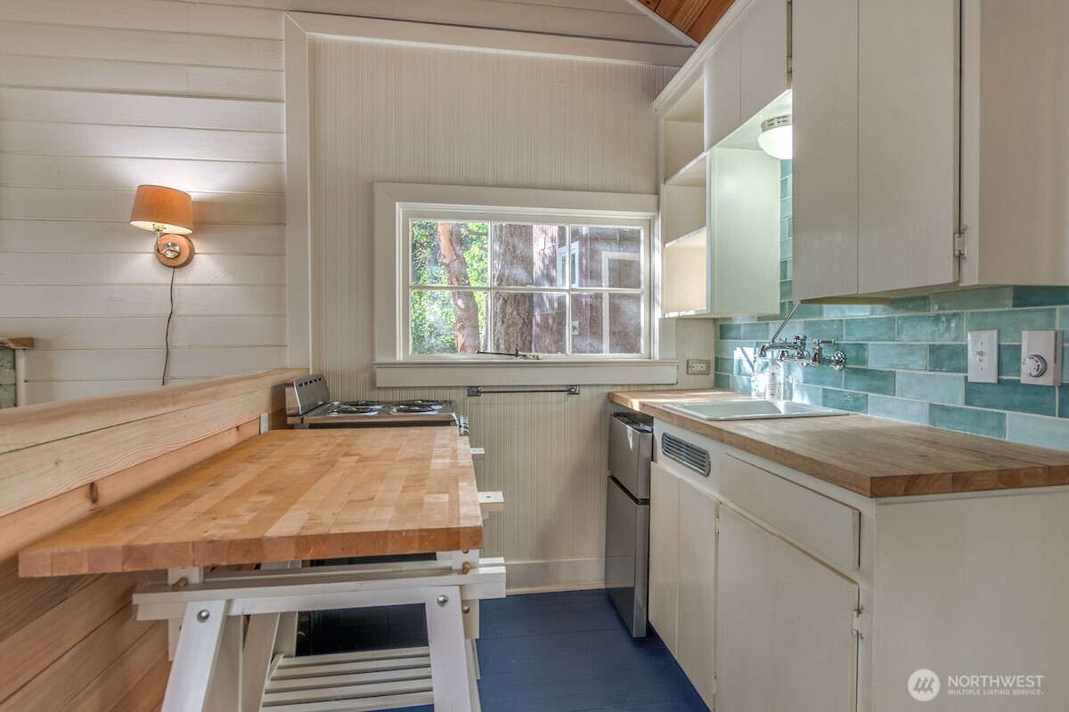 6998 Deer Harbor Road Orcas Island, WA 98243 - Photo 13 of 40