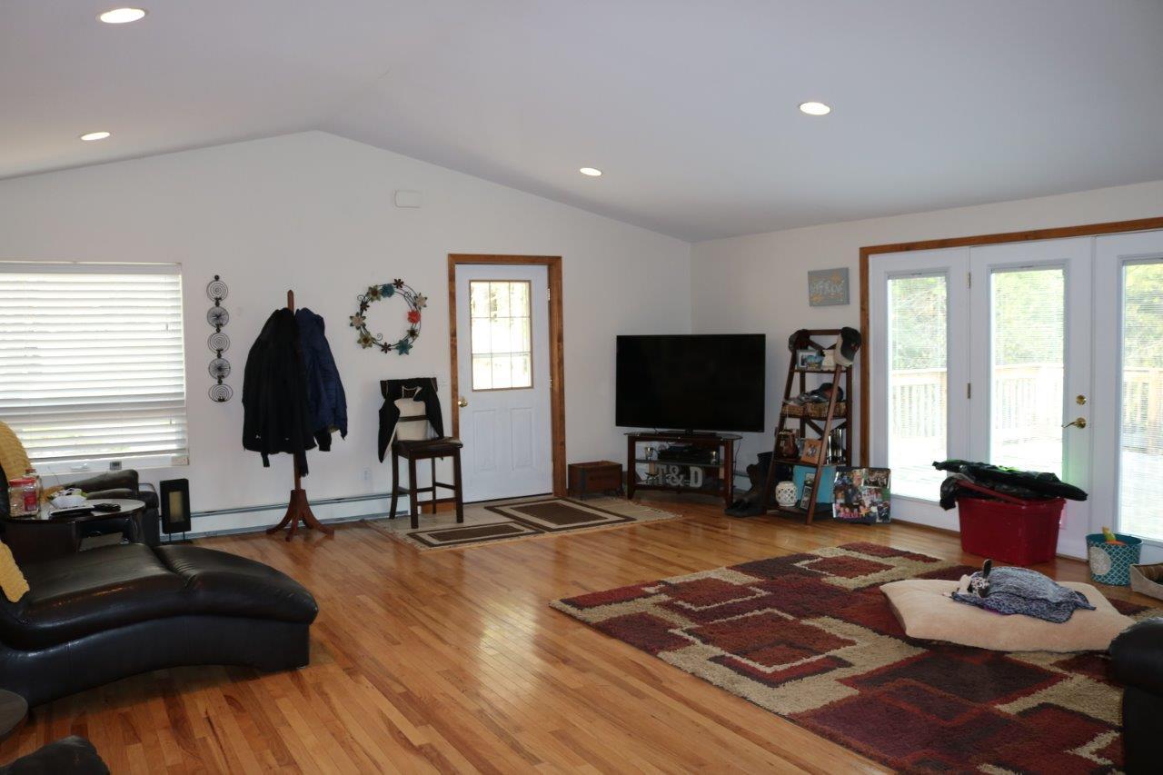 3748 River Rest Road Cheboygan, MI 49721 - Photo 4 of 16 Gallery Image 4