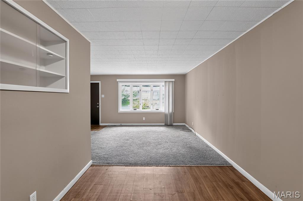 1027 Renshaw Drive Ferguson, MO 63135 - Photo 8 of 33
