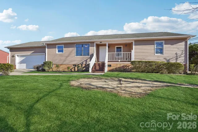 $320,000 | 11000 Mallard Crossing Drive, Charlotte, NC 28262