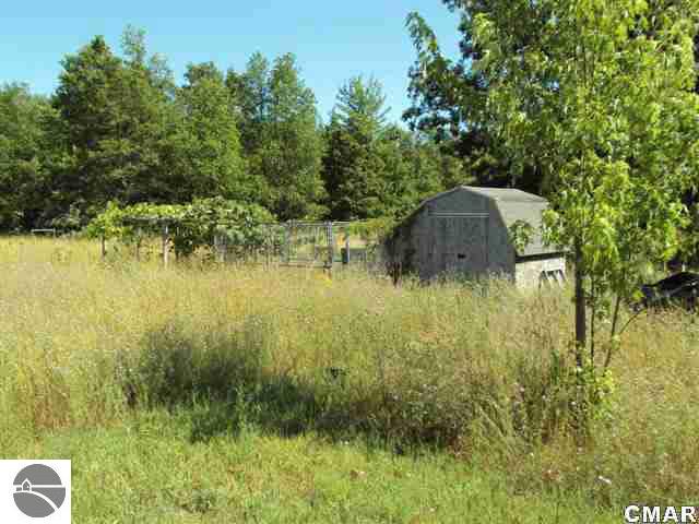 5333 South Coldwater Road Remus, MI 49340 - Photo 8 of 12 1765259-7.JPG
