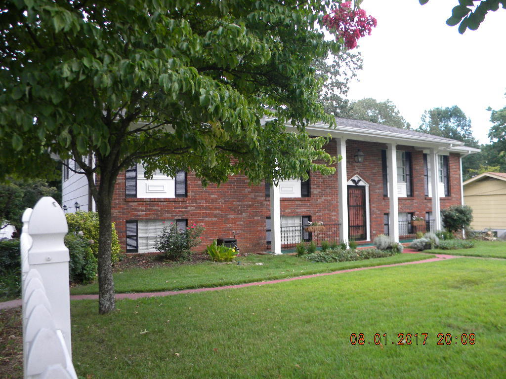 3810 Arrowrock Road Chattanooga, TN 37406 - Photo 3 of 27 DSCN7074