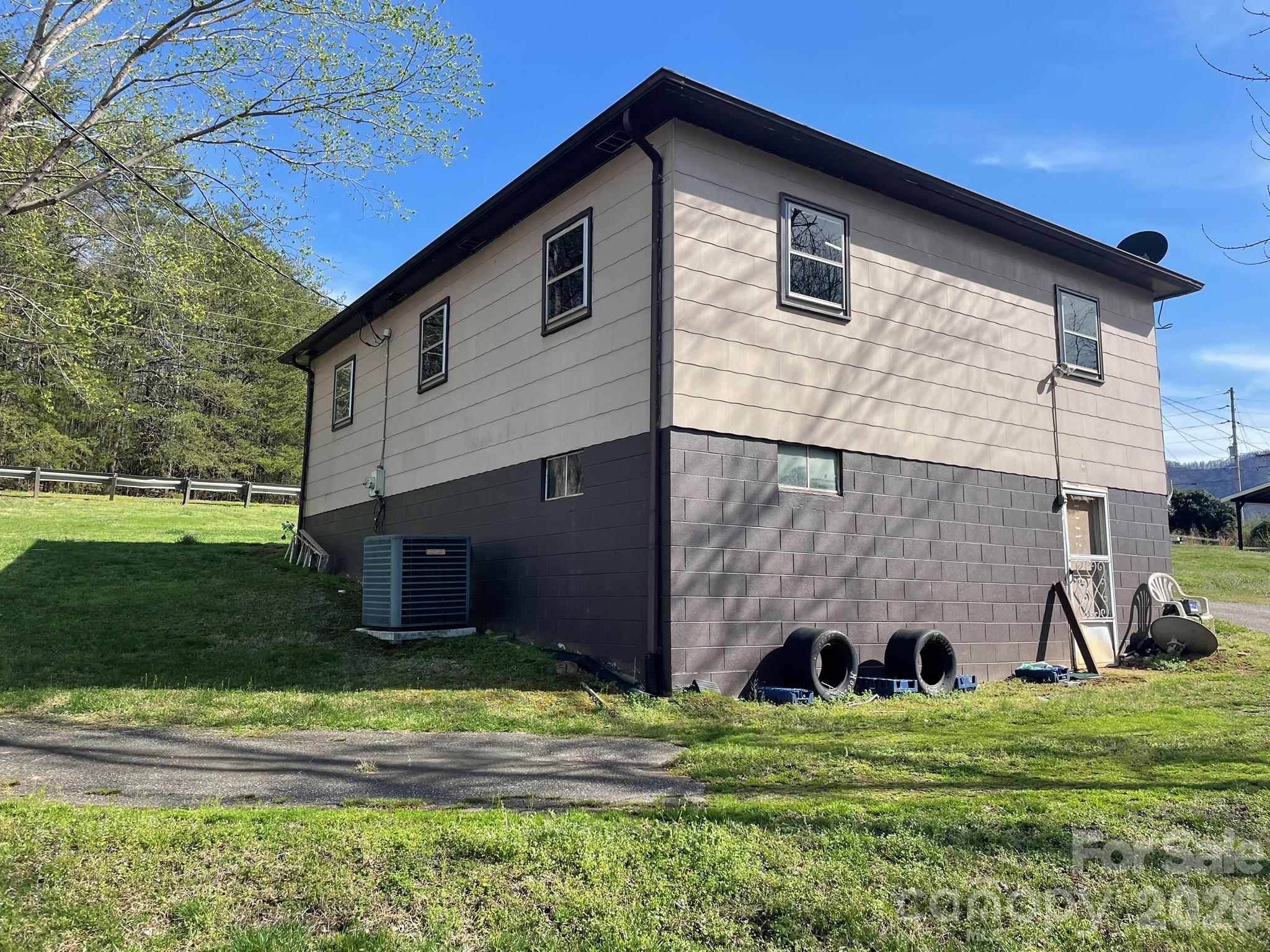 6503-6501 Jenkins Road Morganton, NC 28655 - Photo 4 of 6