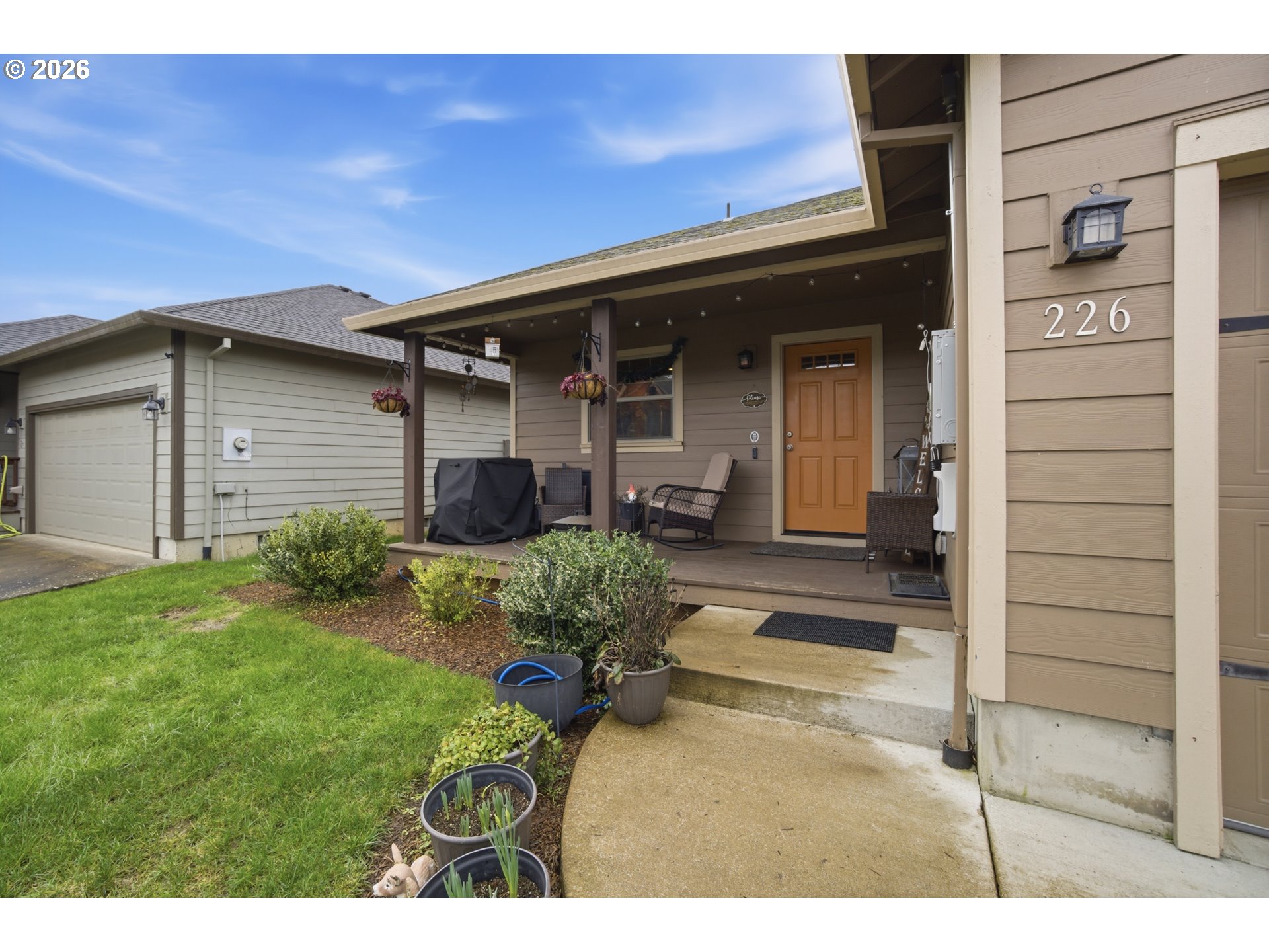 226 Northwest Sagan Loop Sheridan, OR 97378 - Photo 3 of 33