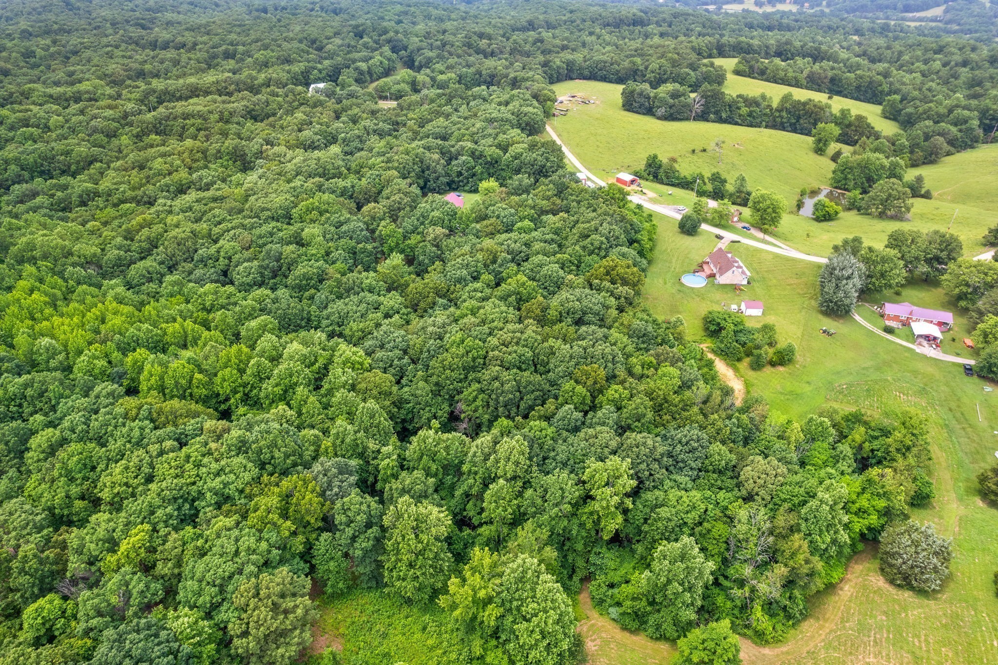 2430 Underwood Road Cunningham, TN 37052 - Photo 48 of 49 a view of a city