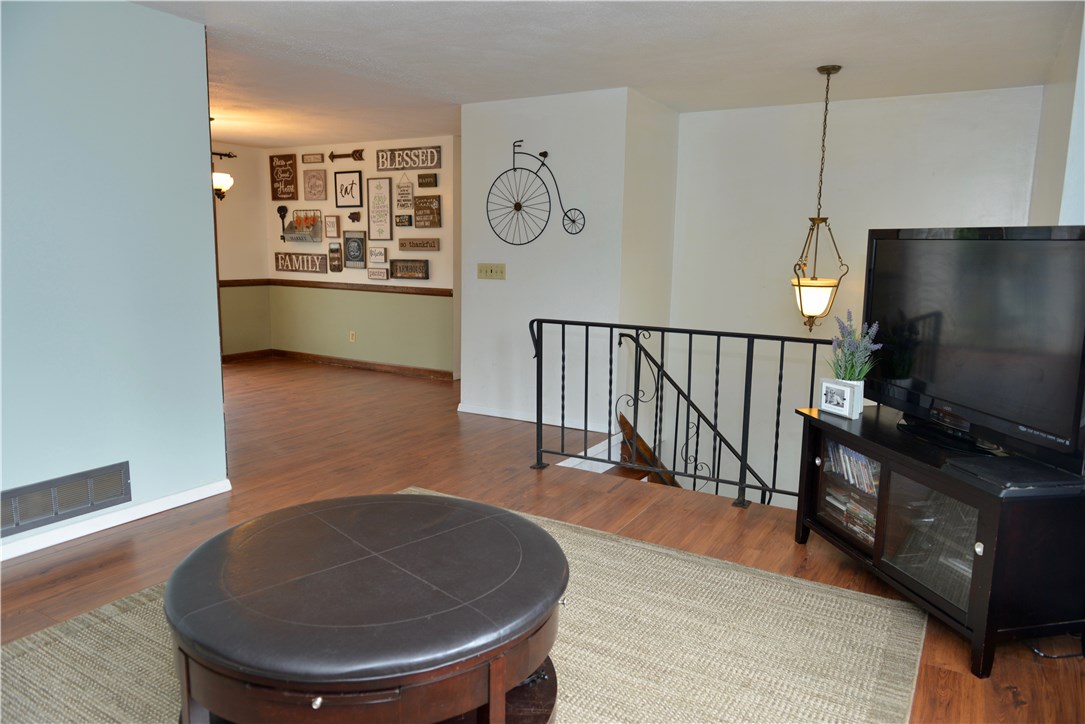 27 Tiffany Road Coventry, RI 02816 - Photo 6 of 18