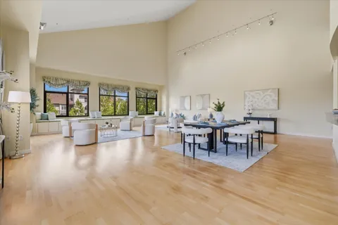 $1,900,000 | 1000 Park Place, Unit H, San Mateo, CA 94403
