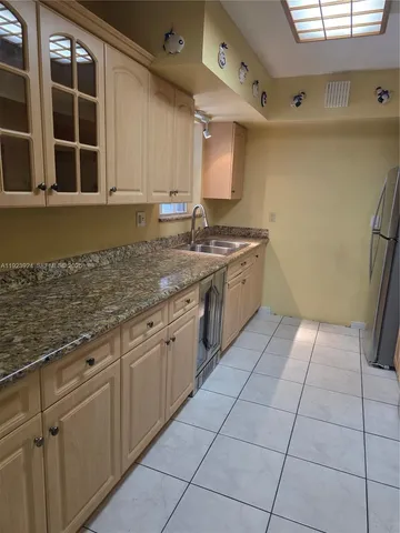 $3,200 | 1560 West 53rd Terrace, Unit 1560, Hialeah, FL 33012