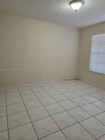 $3,200 | 1560 West 53rd Terrace, Unit 1560, Hialeah, FL 33012