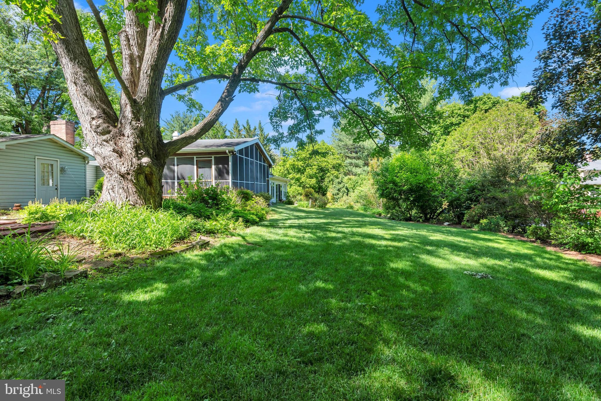 1702 Pot Spring Road Lutherville-Timonium, MD 21093 - Photo 8 of 39 Plenty of yard to enjoy