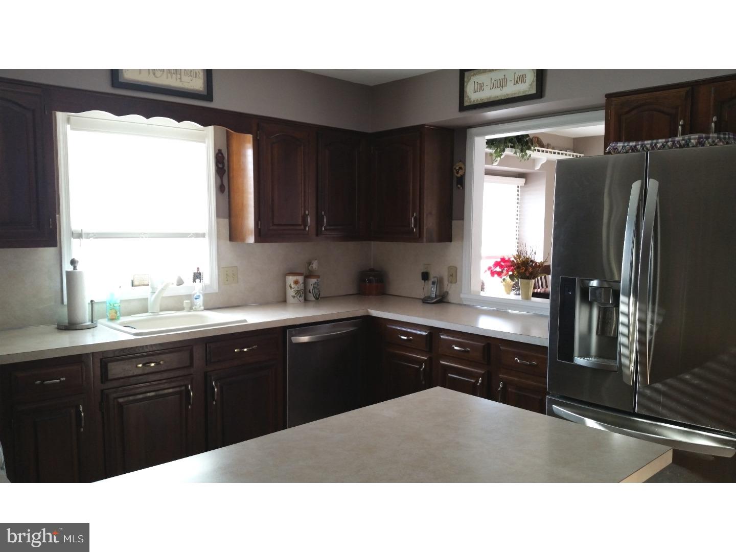 37 Hillendale Road Perkasie, PA 18944 - Photo 5 of 16 Gallery Image 5