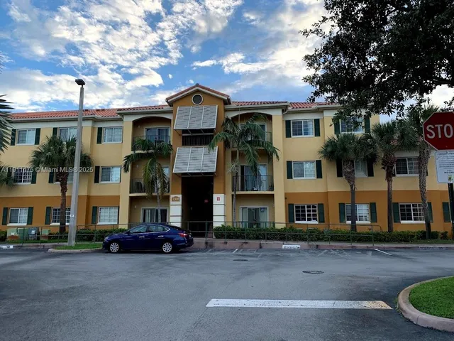 $2,500 | 7350 Northwest 114th Avenue, Unit 308, Doral, FL 33178