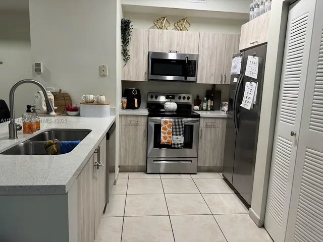 $2,500 | 7350 Northwest 114th Avenue, Unit 308, Doral, FL 33178