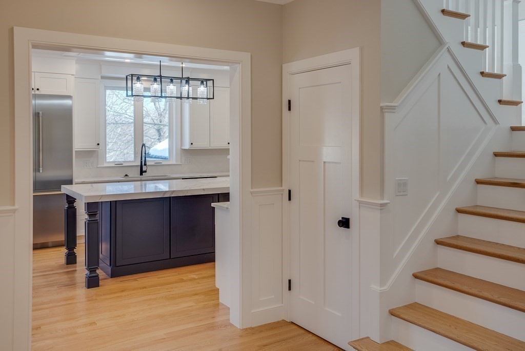 299 Marrett Road Lexington, MA 02421 - Photo 4 of 37