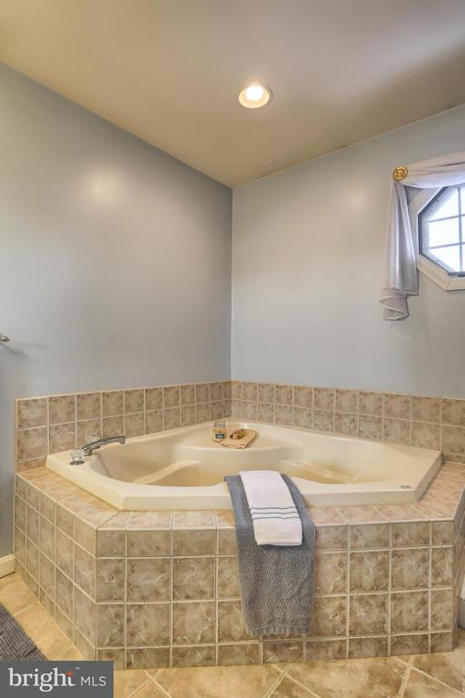 691 West Ridge Road Elizabethtown, PA 17022 - Photo 26 of 38