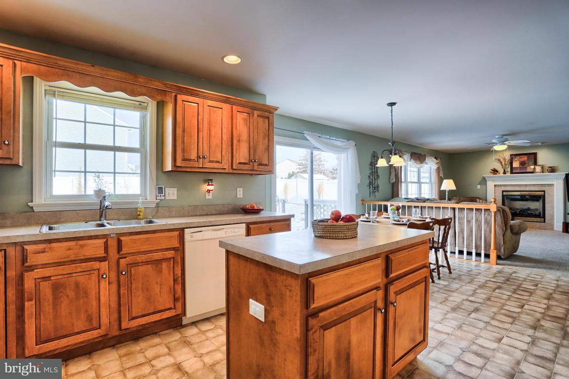 691 West Ridge Road Elizabethtown, PA 17022 - Photo 5 of 38