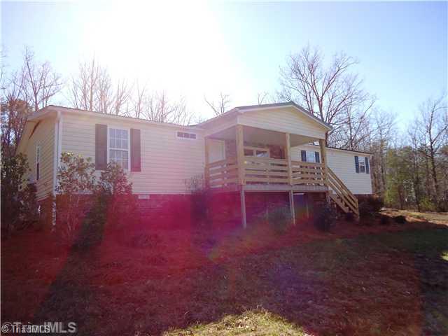 1110 Muddy Road King, NC 27021 - Photo 1 of 16 Exterior Front.