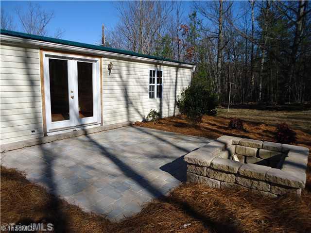 1110 Muddy Road King, NC 27021 - Photo 3 of 16 Exterior Back.