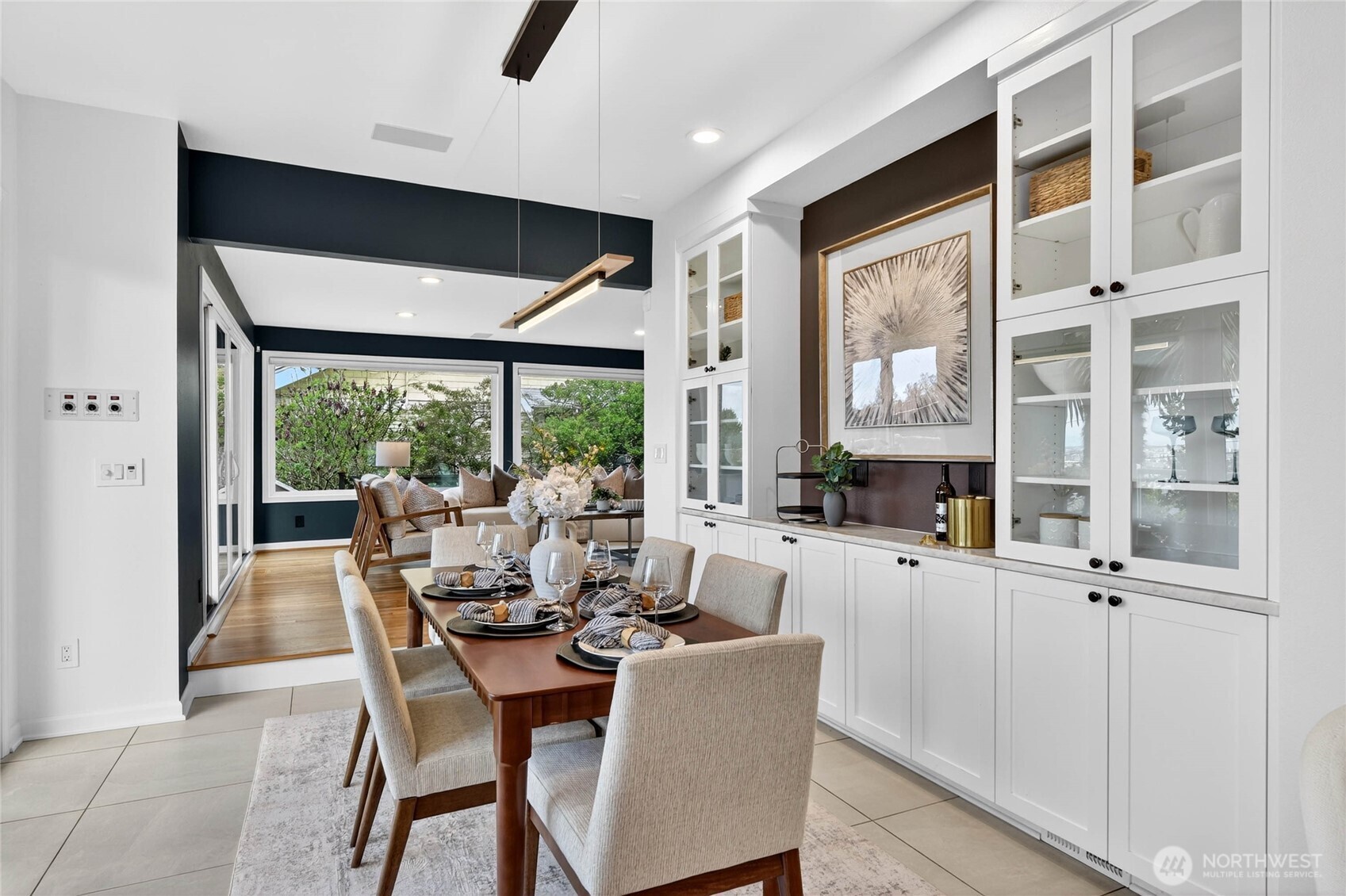 4057 Southwest Holgate Street Seattle, WA 98116 - Photo 12 of 40