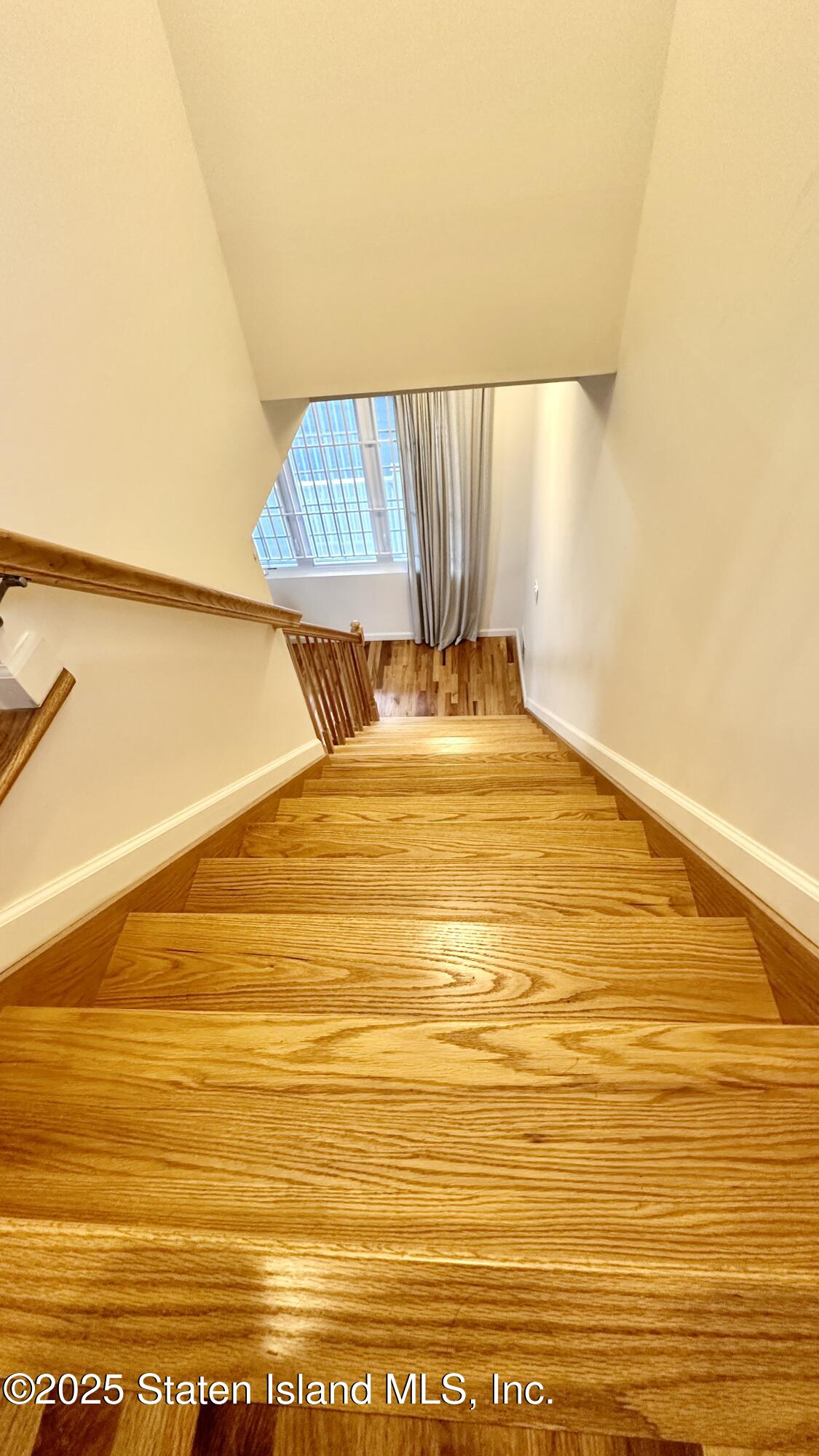 32 Scribner Avenue Staten Island, NY 10301 - Photo 15 of 33 9F85C999-62BD-469A-9DDE-A0ABB23B38E7_1_2