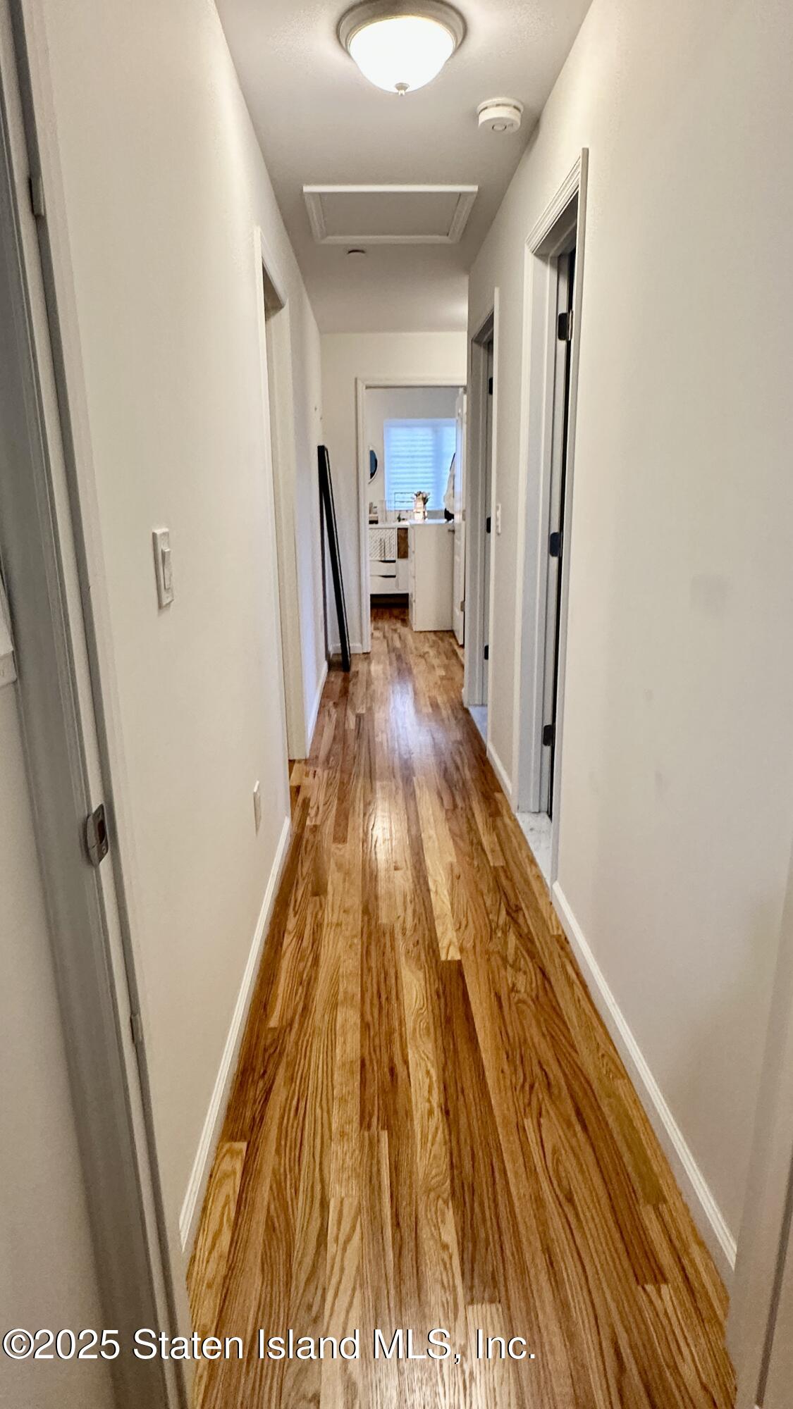 32 Scribner Avenue Staten Island, NY 10301 - Photo 17 of 33 59D7362A-F30A-4209-986F-E33C8BD8ACA9_1_2