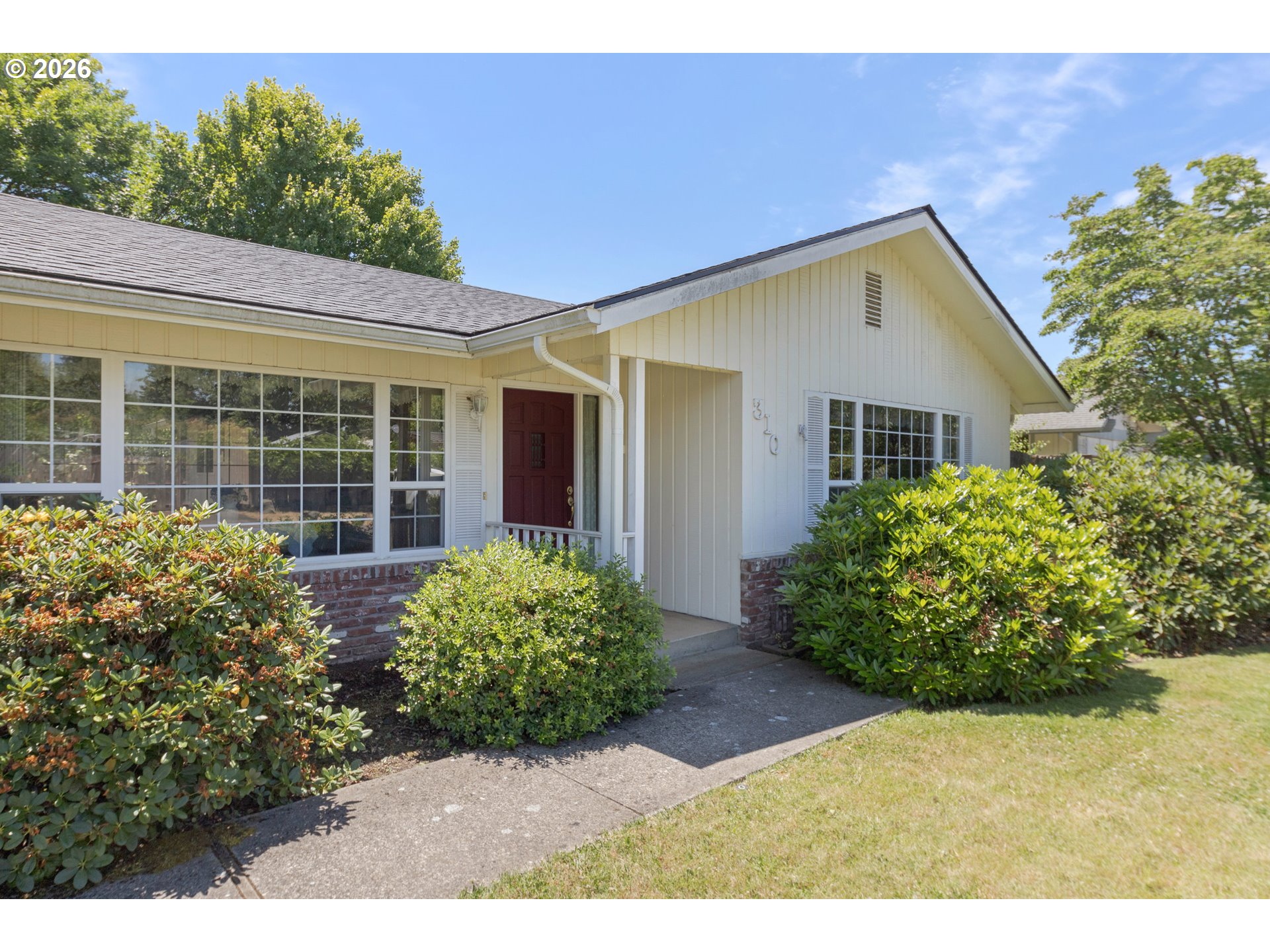 310 Hatton Avenue Eugene, OR 97404 - Photo 6 of 47